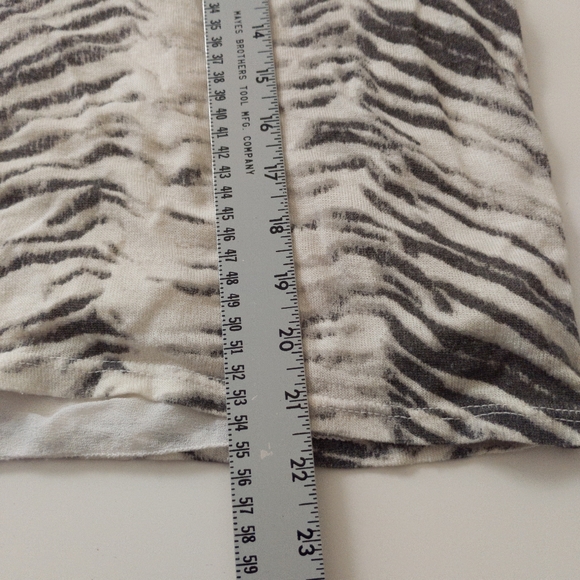 Made In Italy Zebra Print Top Size Small - Picture 7 of 8